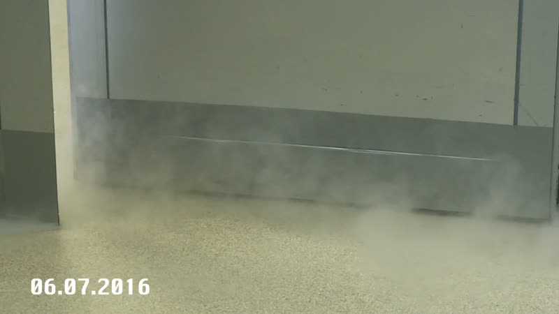 Smoke study: airflow in a cleanroom